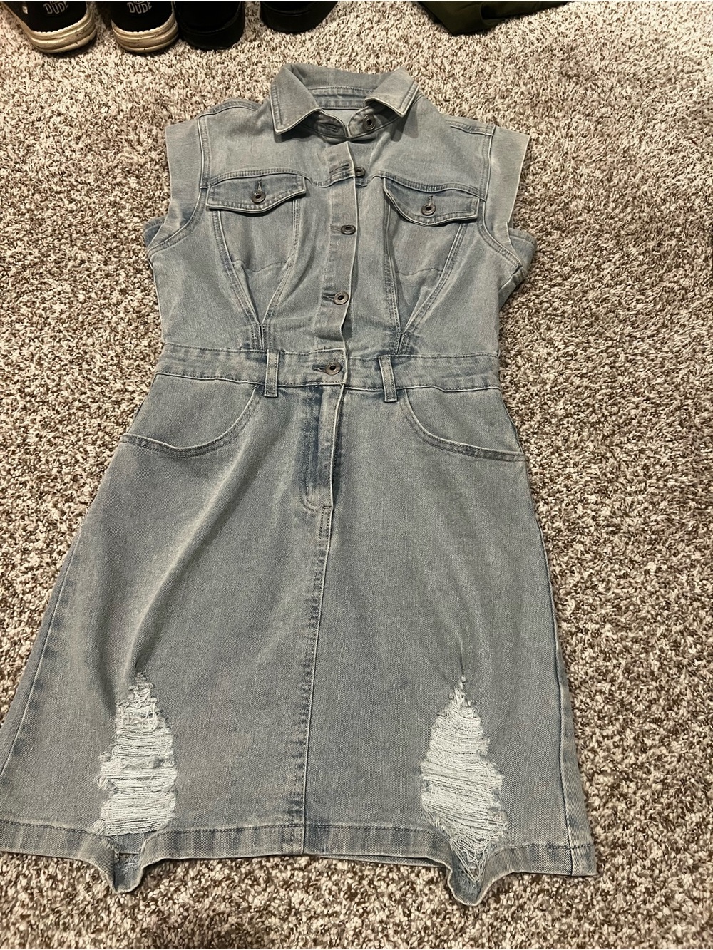 Sleeveless Light Blue Denim Dress with Distressed Hem